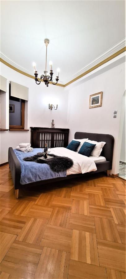 Central Arghezi University Square Apartment Bucharest Luaran gambar