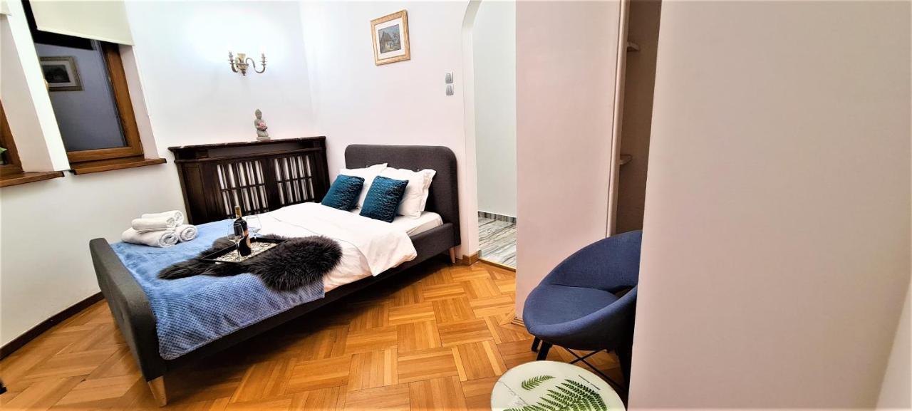 Central Arghezi University Square Apartment Bucharest Luaran gambar